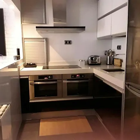 Comfortable In 67 M² Near The Centre *