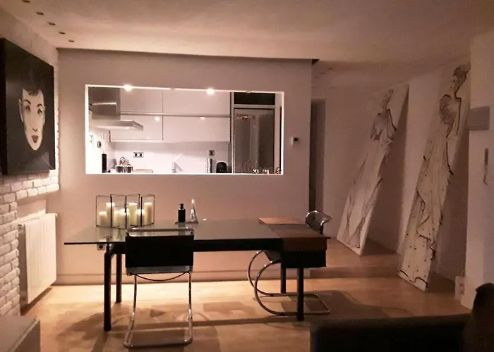 Comfortable In 67 M² Near The Centre