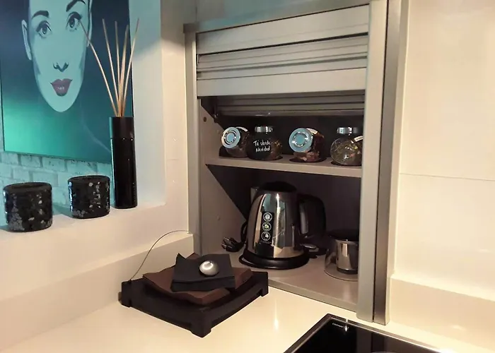 Semesterbostad Comfortable In 67 M² Near The Centre Zaragoza